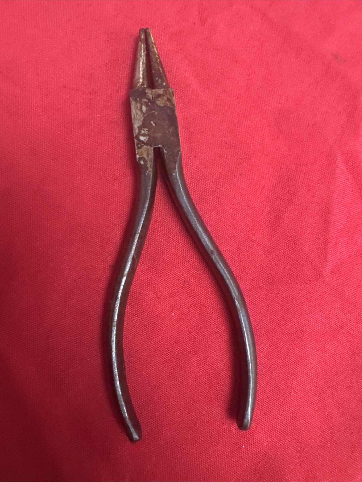 WW2 Military Utica Tools Round Nose 6 Inch Pliers E011