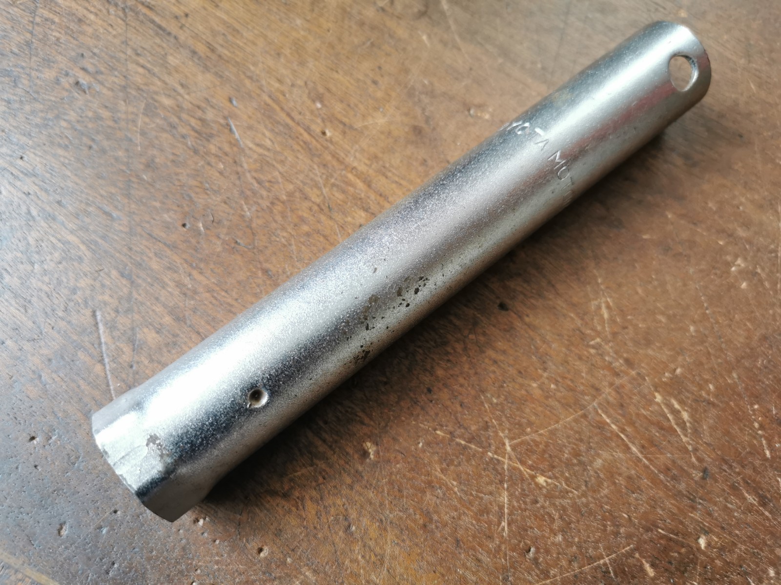 Vintage 21mm Toyota Motor 206 Spark Plug Spanner with rubber insert 163mm long.
