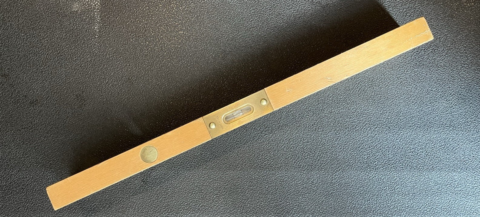 Vintage Stanley Handyman Genuine Wood Wooden Level No. H1294-18″ Bubble Works