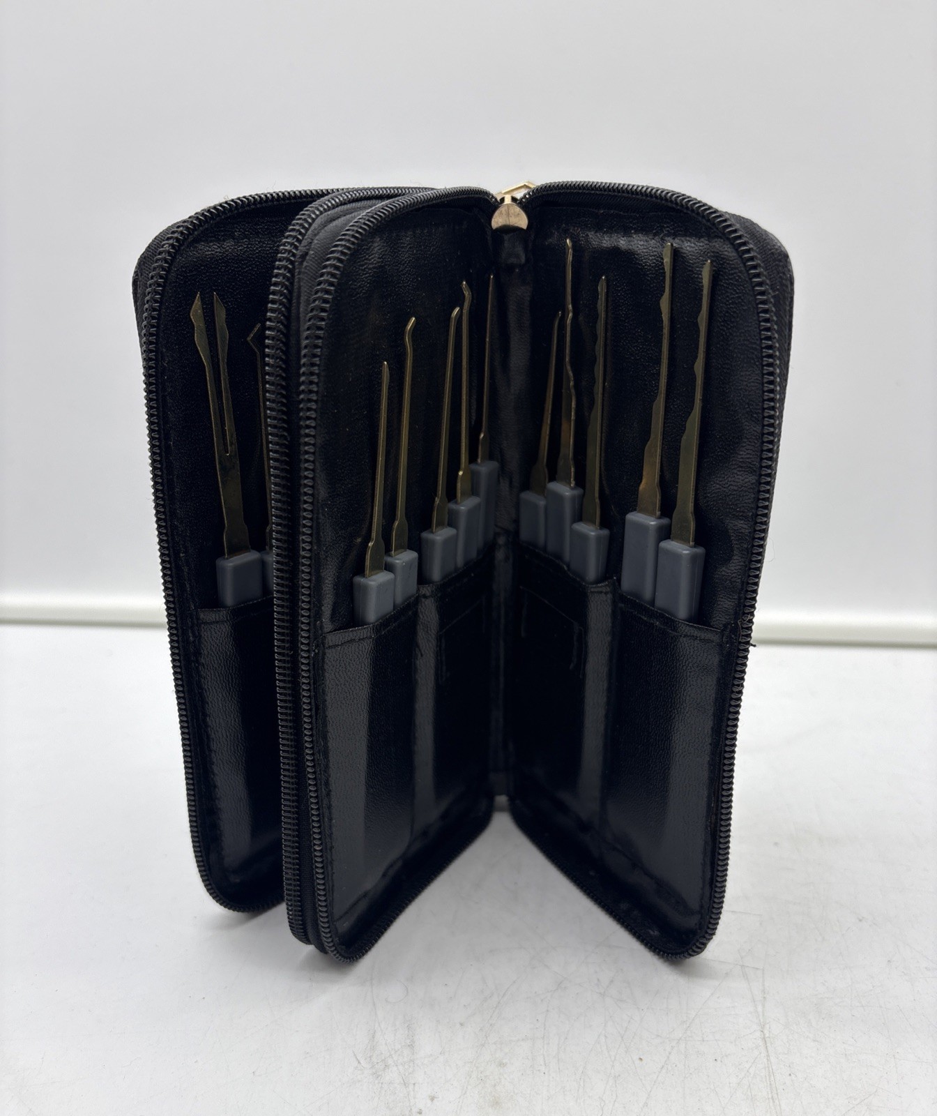 22pc. Practice Lock Training Set In A Black Wallet Case