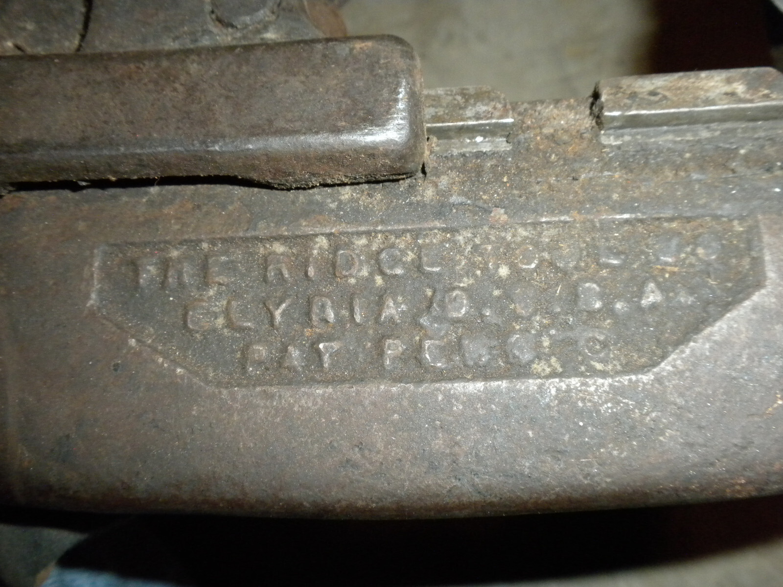 Vintage Old Ridgid 2 #2 1/8 to 2 Pipe Cutter The Ridge Tool CO -Stamped Pat Pend