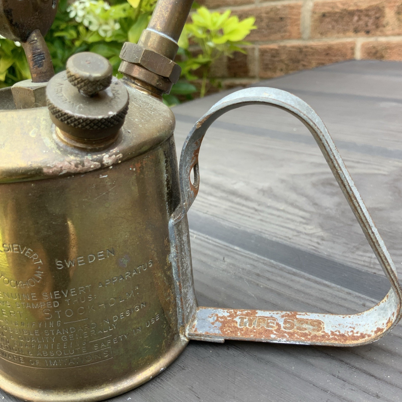 Genuine Sievert 538 1/2 Pint Brass blow Lamp