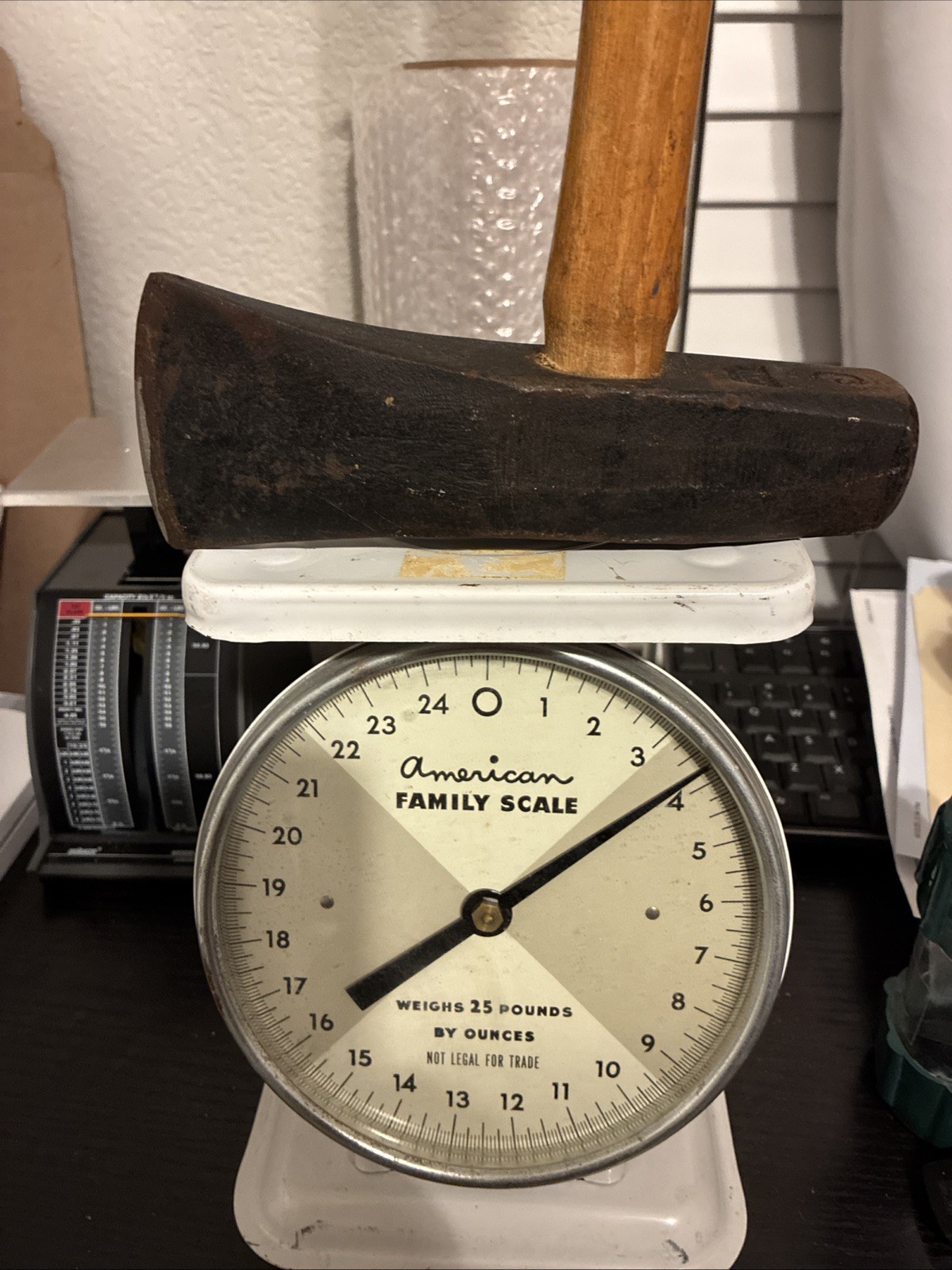 Vintage 3.5 lb blacksmithing hammer unbranded, Good Used Condition The Toolworks