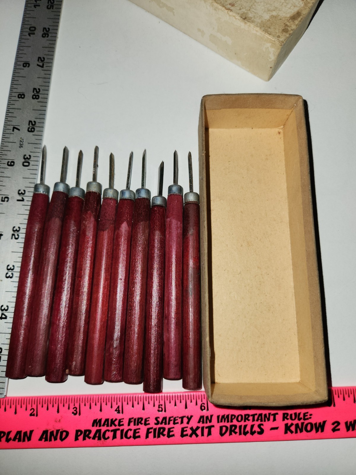 Vtg 6″ WOOD Tools 10 PIECE Alloy Steel Blades CHISEL SET Witherby? Mastercraft?
