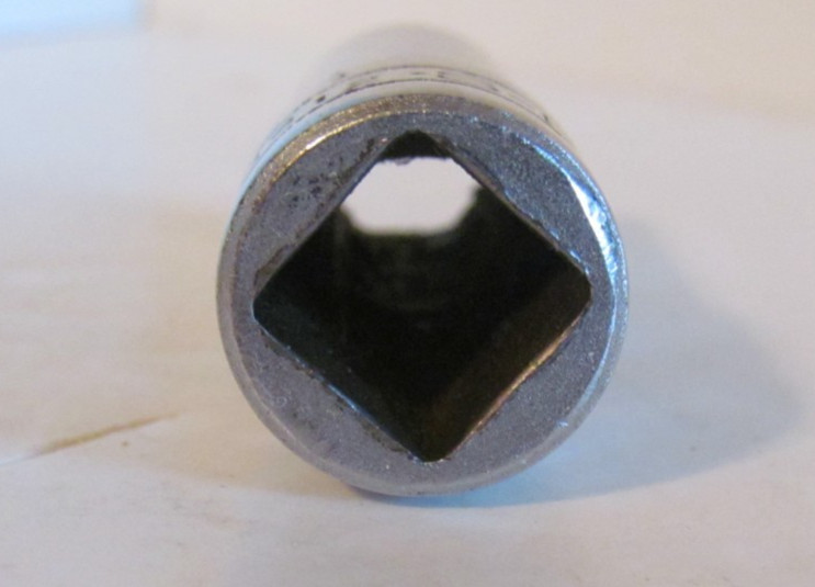 Vintage SK Wayne 3/8 SAE 3/8″ Drive 6 Point Deep Socket 40412 USA