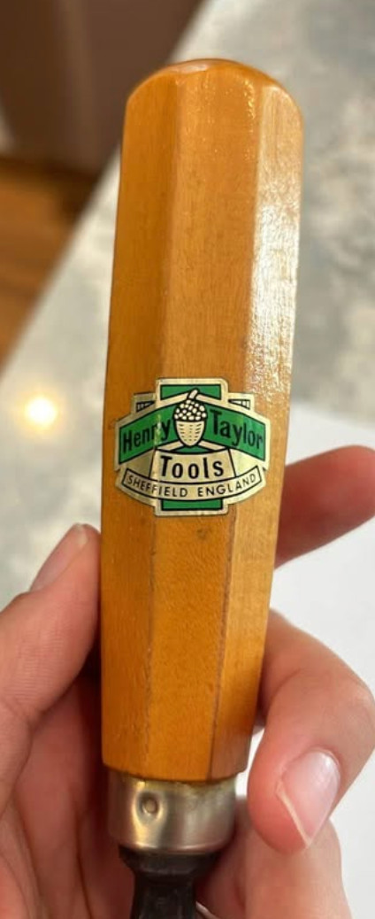 12 Sweep Gauge Chisels (Henry Taylor, Pfeil Swiss made, Wood Carvers Supply Inc)