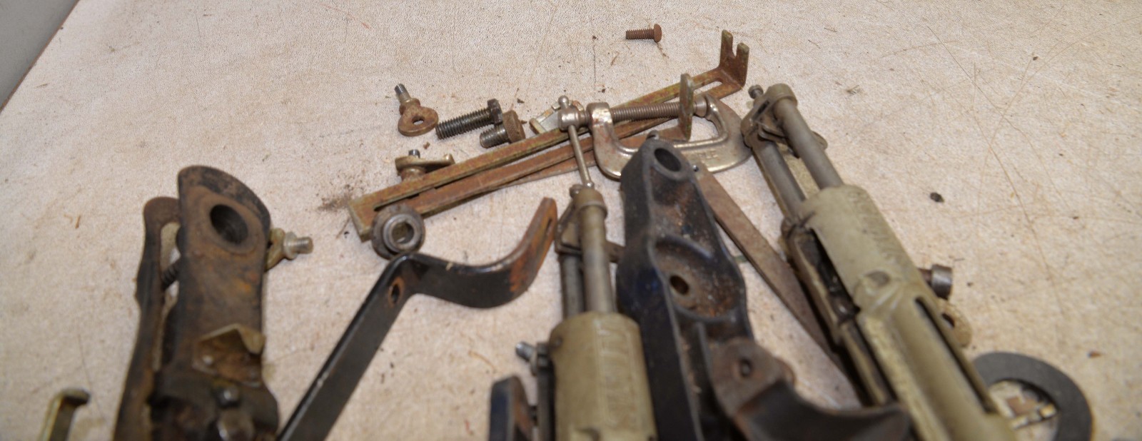 Cast iron miter box parts Stanley # 358 & more guide hardware legs swivel lot M2