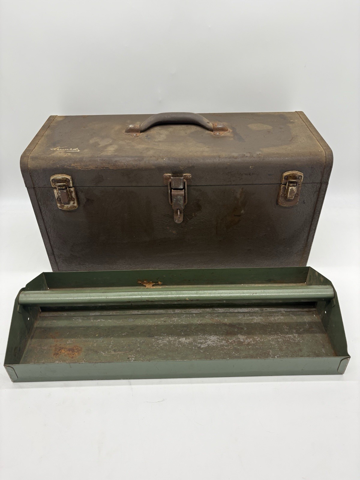 Vintage Kennedy Tool Box w/Removable Green Tray K-20-145782 Lockable 20x10x8.5