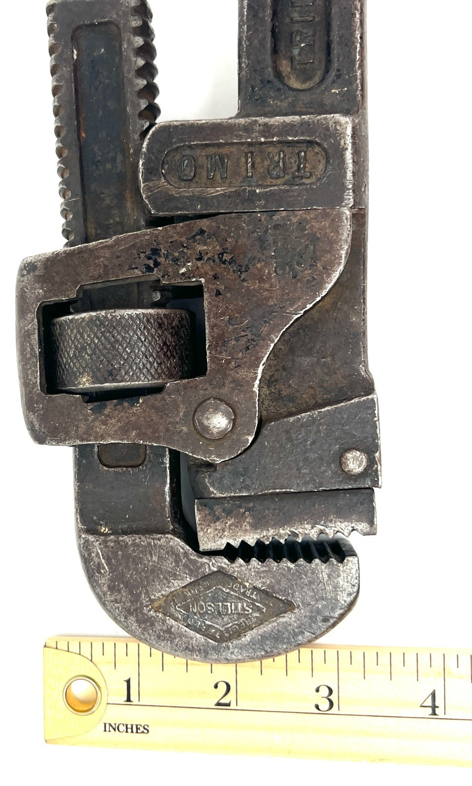 Vtg Trimo Trimont Mfg Pipe Co. 18” Pipe Wrench Made In Roxbury Mass USA Plumbing