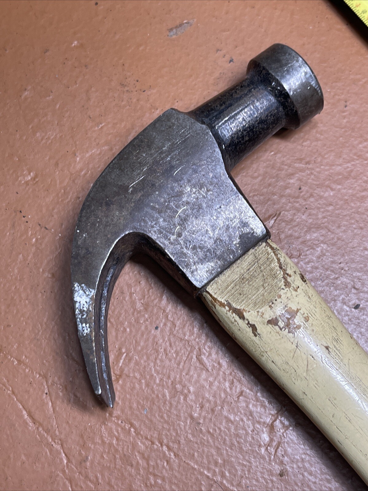 Vintage ARROW USA 16 Oz Claw Hammer Ounce