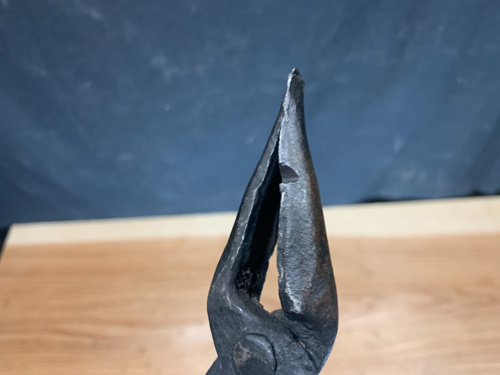Vintage: Hand-made Japanese Iron -Japanese Blacksmith Tongs 36cm sawsmith 360g