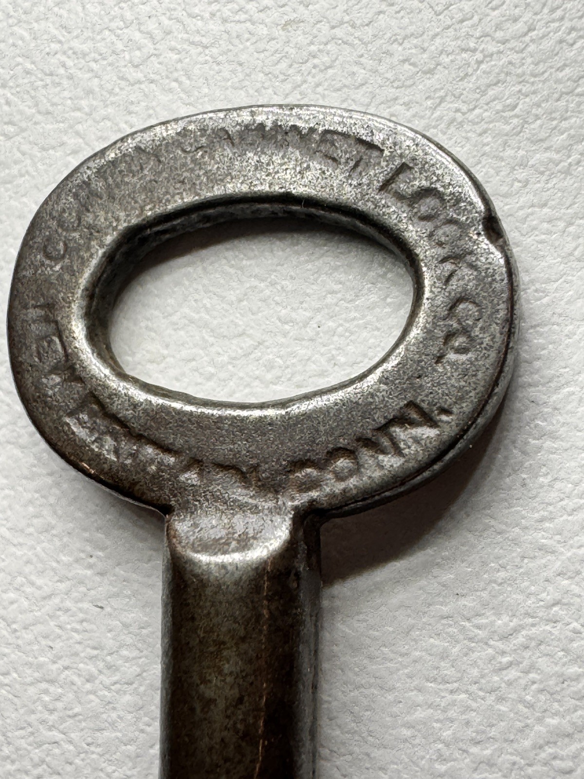 🌿🗝️Corbin Cabinet Lock Company Vintage Trunk Chest Barrel Key #T80 New Britain