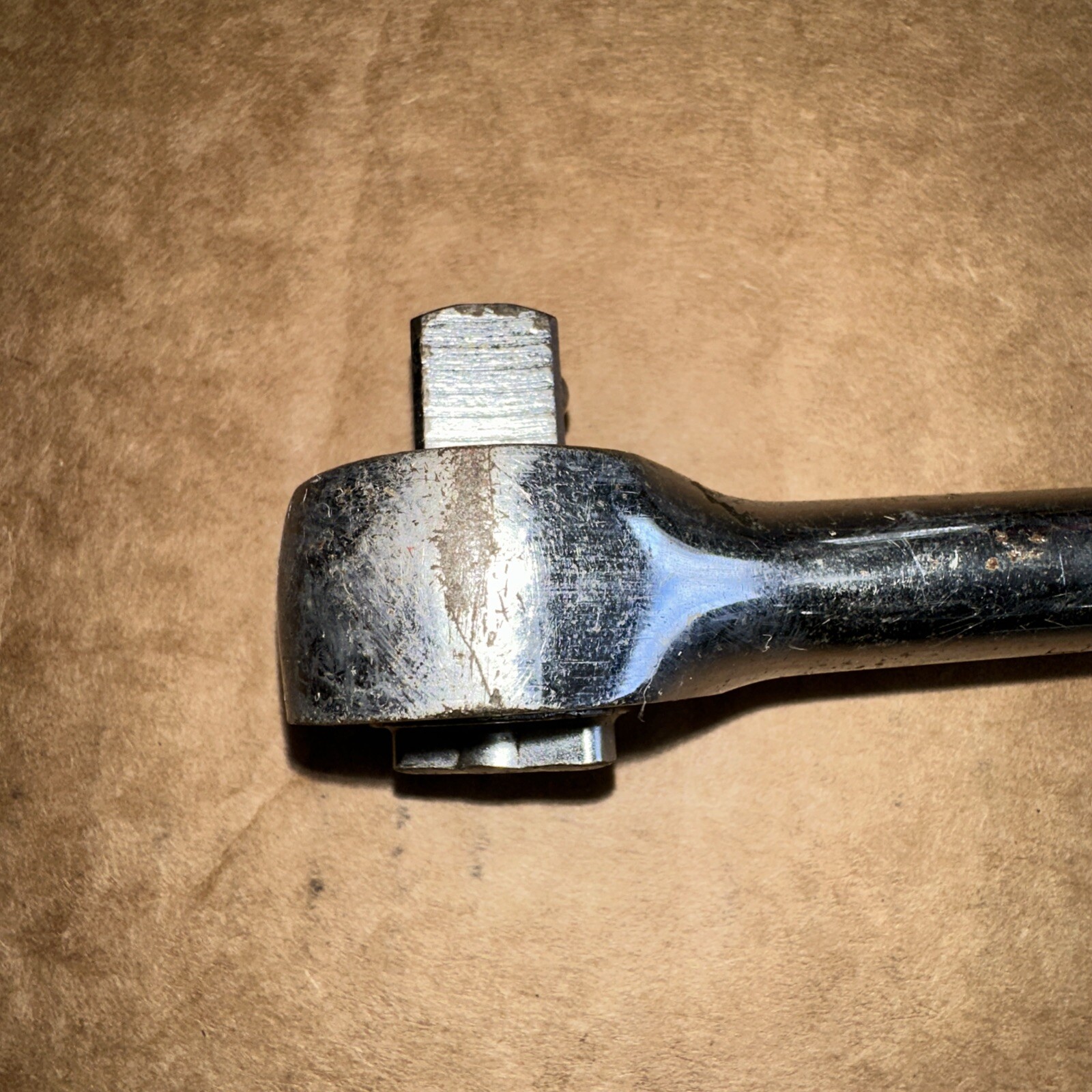Vintage Husky CS-43 1/2″ Drive 10″ Long Knurled Handle Ratchet Made in USA