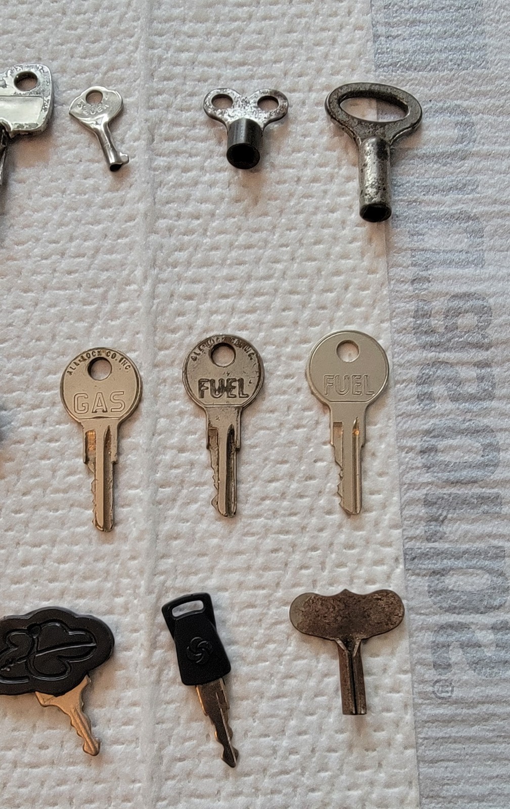vintage key lot of 10 Wierd keys, Tubular, Lock, Don’t Know What?