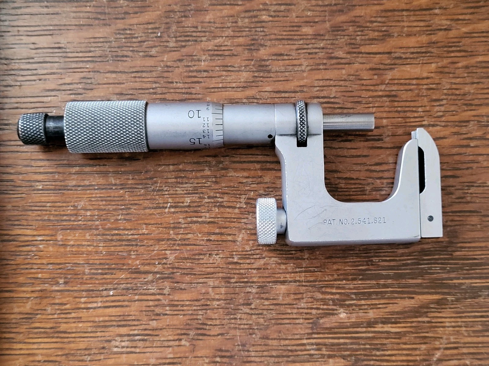Starrett No. 220 Mul-T-Anvil Micrometer 0-1″ w/Anvils, Wrench & Box USA
