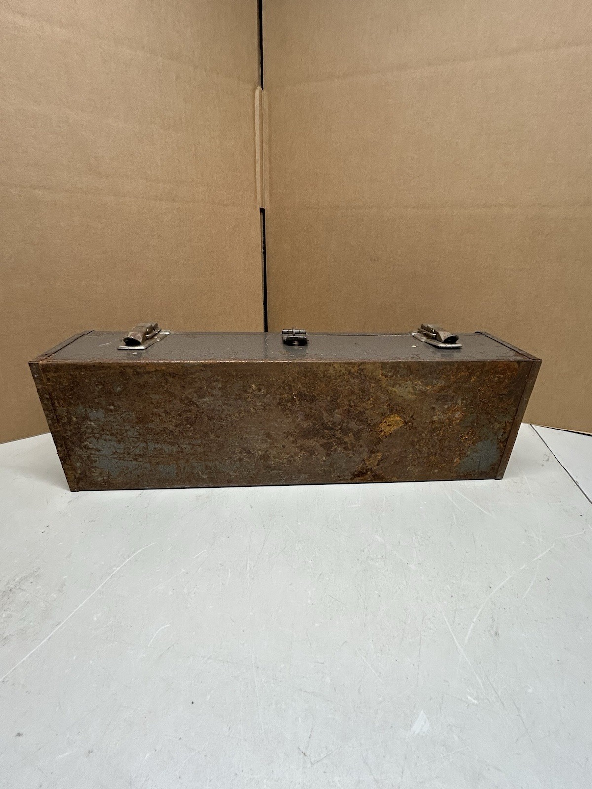 Vintage Craftsman 6516 Crown Logo Tombstone Metal Tool Box w/ Tray USA