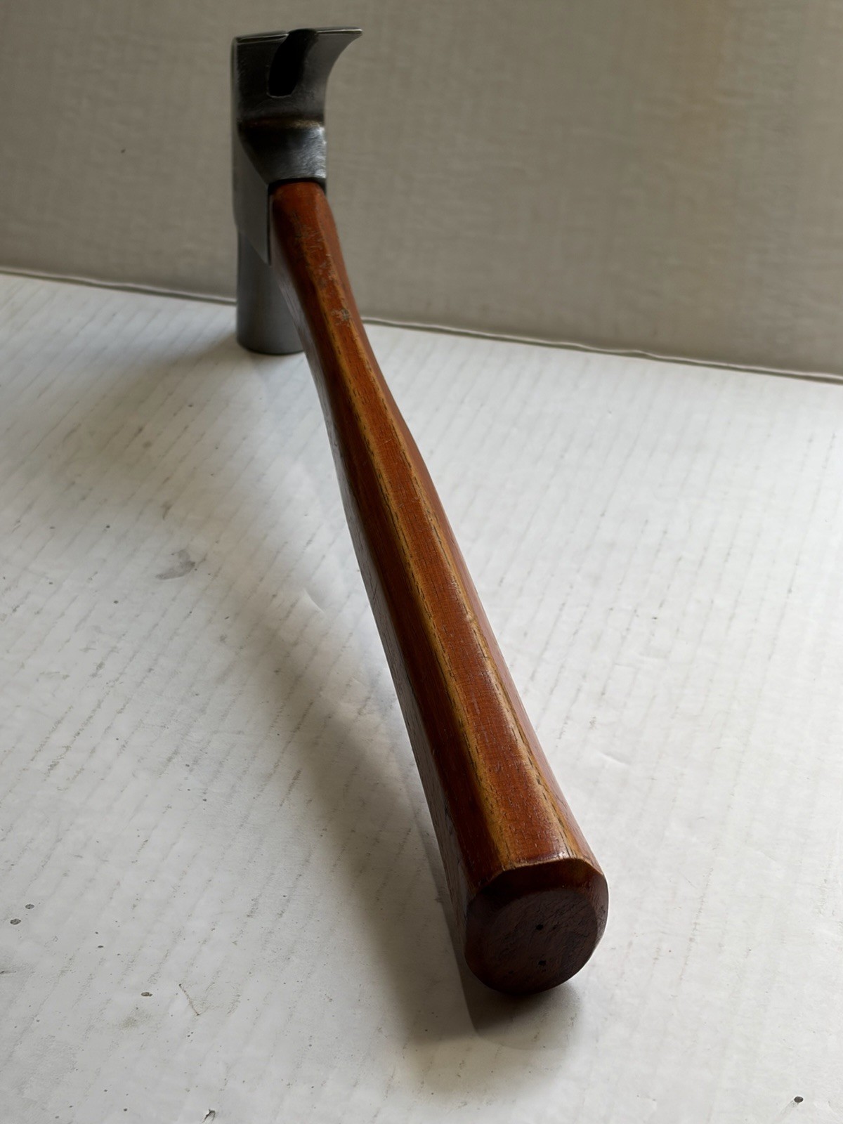 Beautiful Plumb 20 oz Claw Hammer w/ Screw Wedge USA