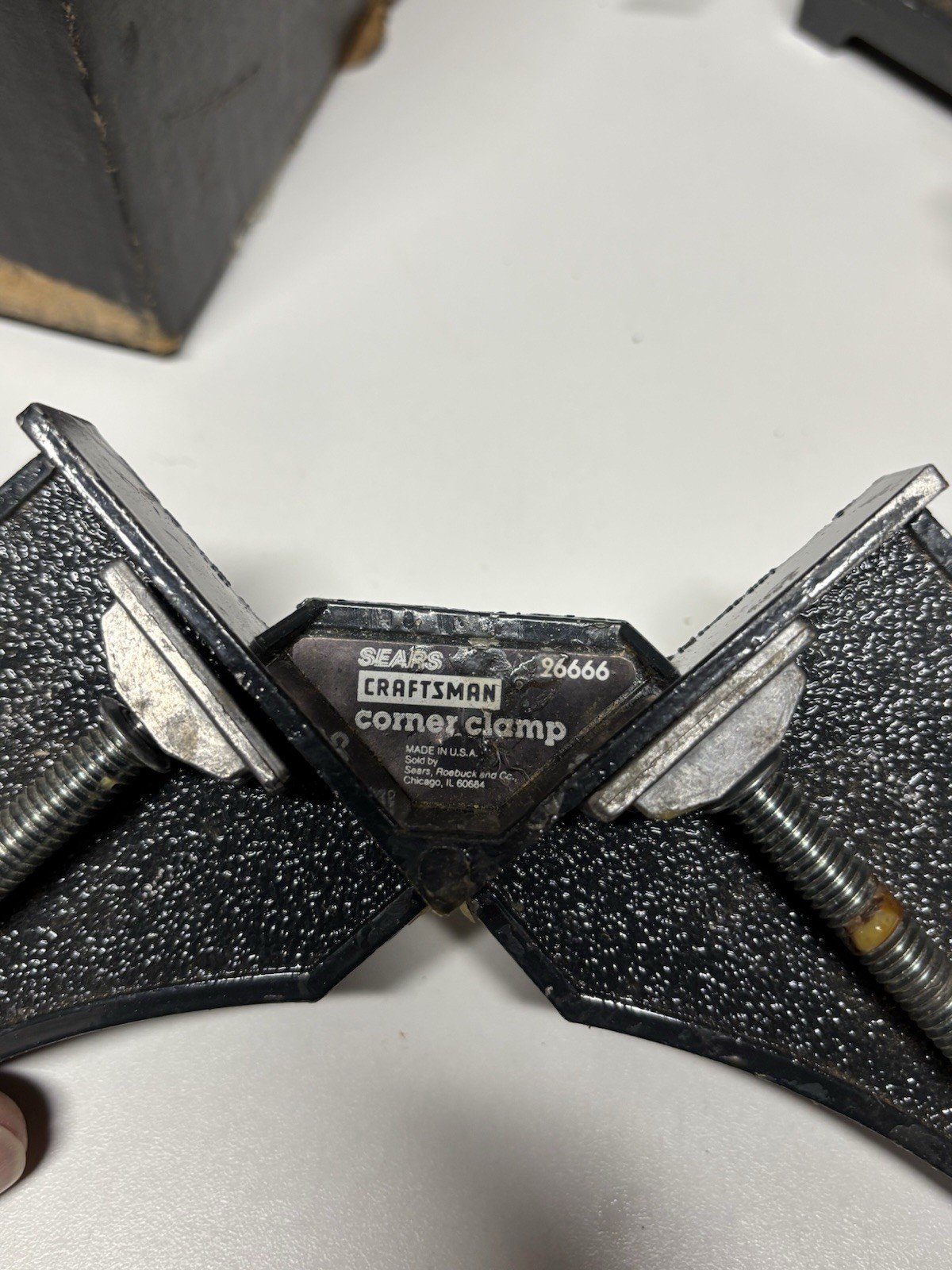 Craftsman Set of 4 Corner Clamps-266625and 1 Miter Saw Guide 6661-Used Full Set
