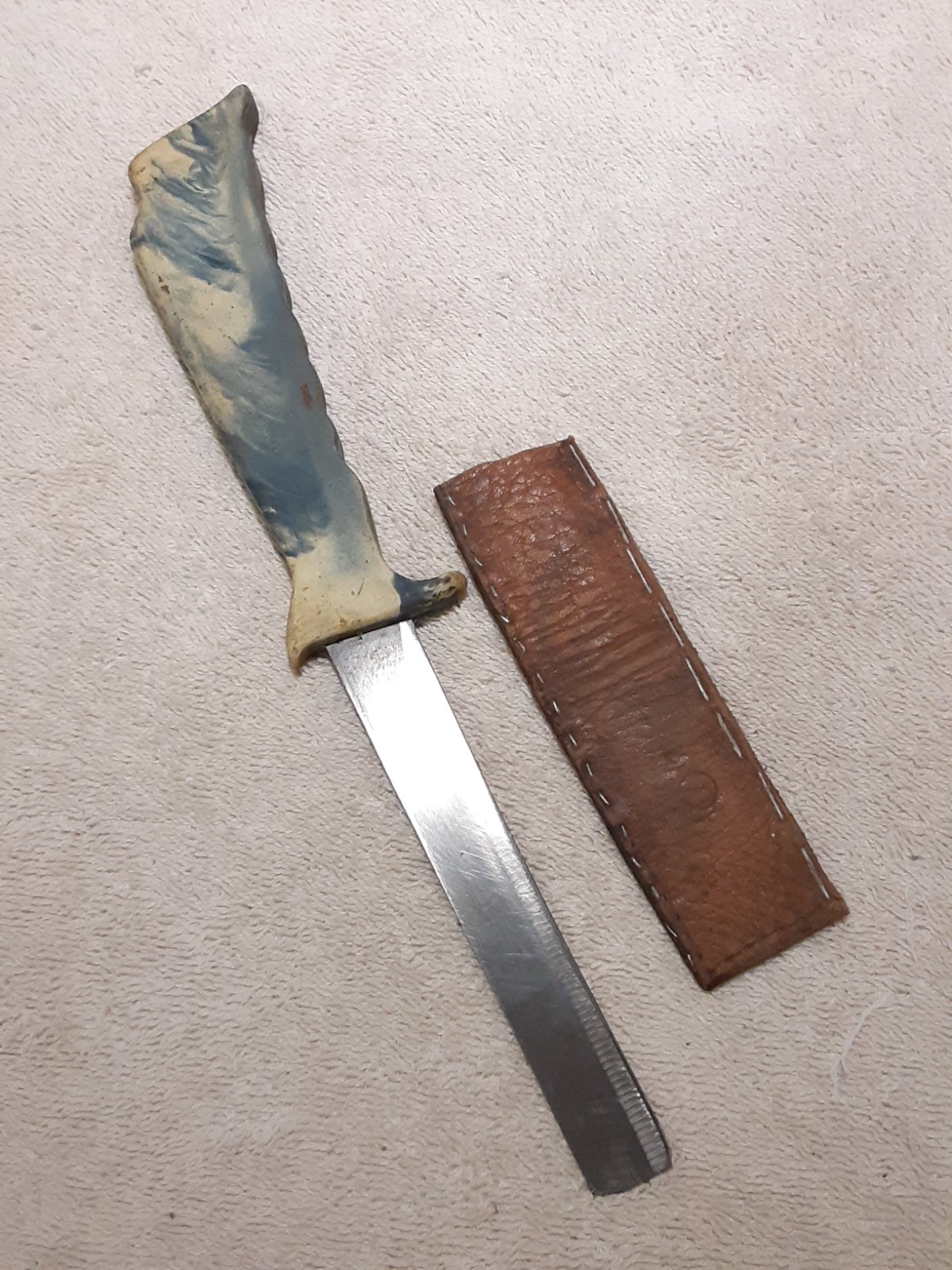 VINTAGE UTILITY MILLING KNIFE GREEN & WHITE CREAM SWIRL HANDLE FLEXIBLE BLADE