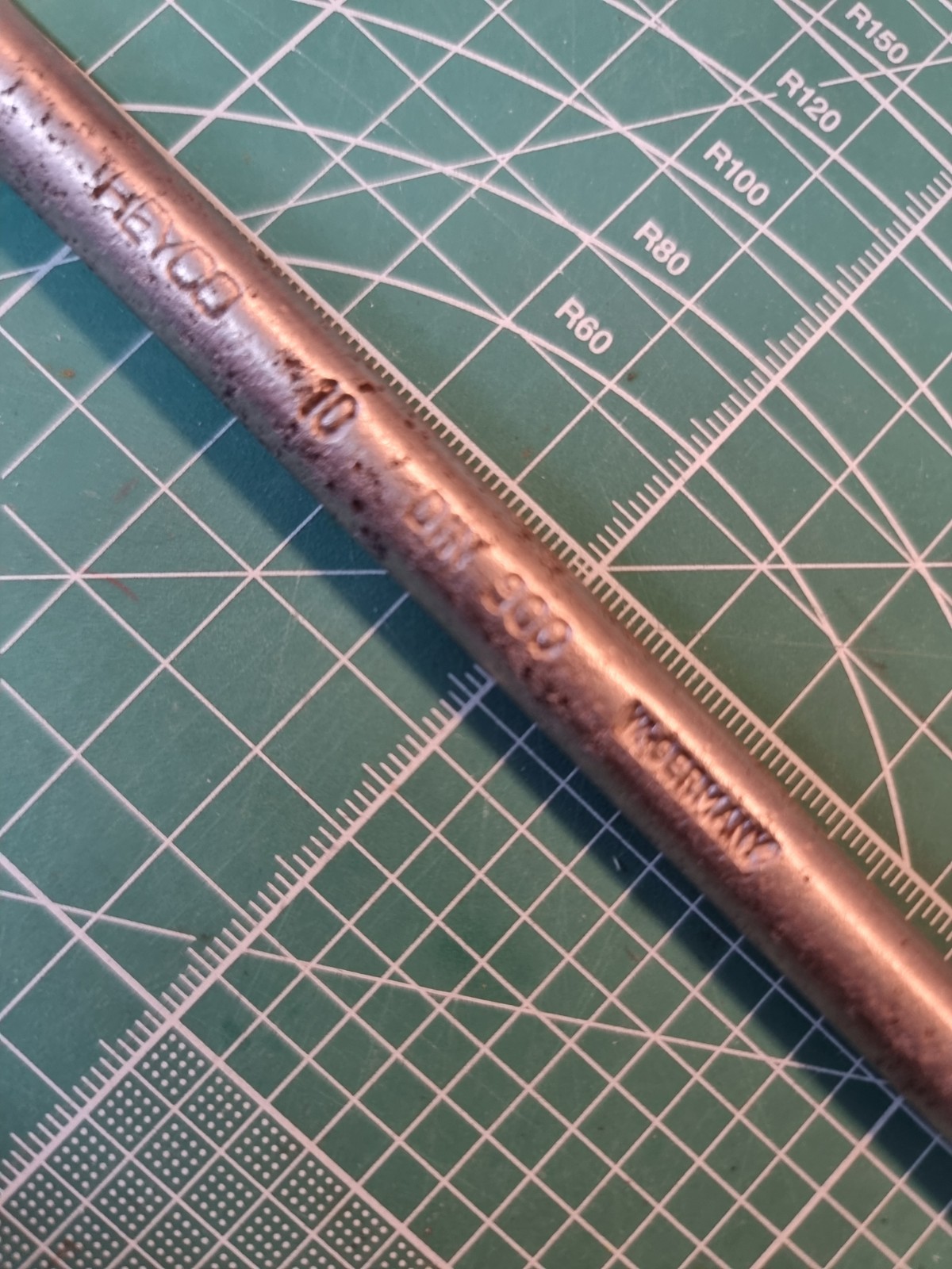 Vintage 8cm by 10mm Tommy Bar (H)