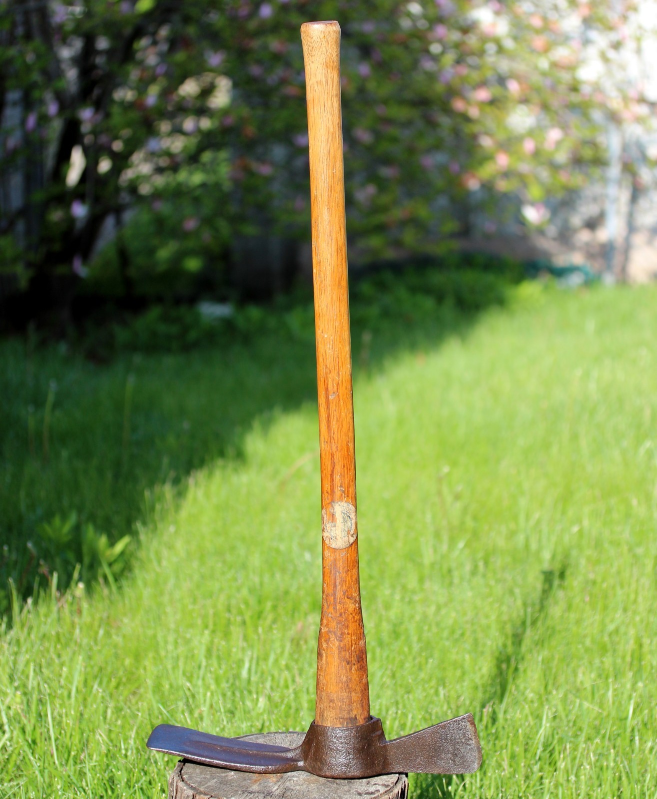 Antique Hubbard “H” Shield Mark 13″ Head Mattock Adze Axe Hickory Crossville TN