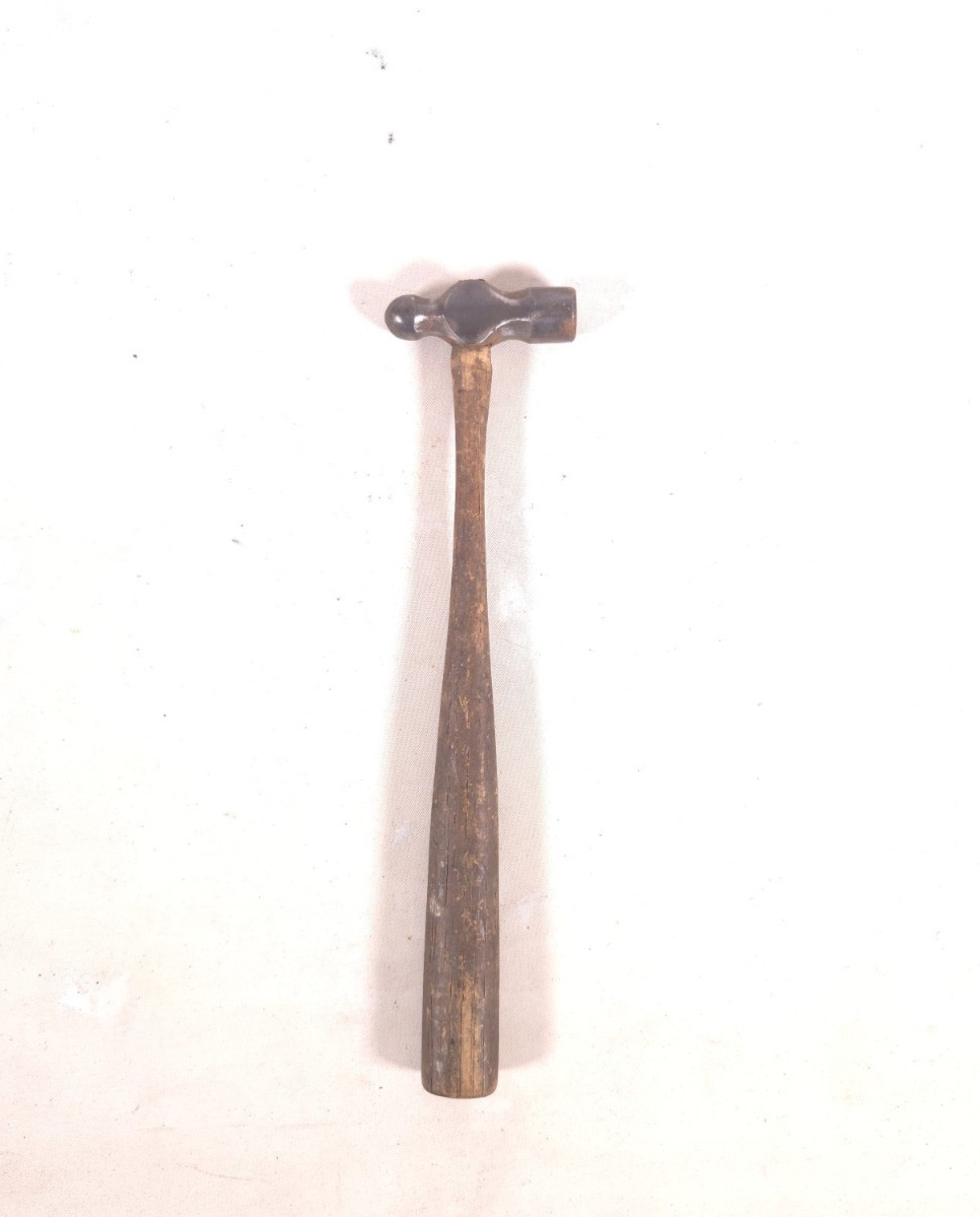 EARLY V & B VAUGHN 4 0.Z BALL PEEN HAMMER, JEWLERS