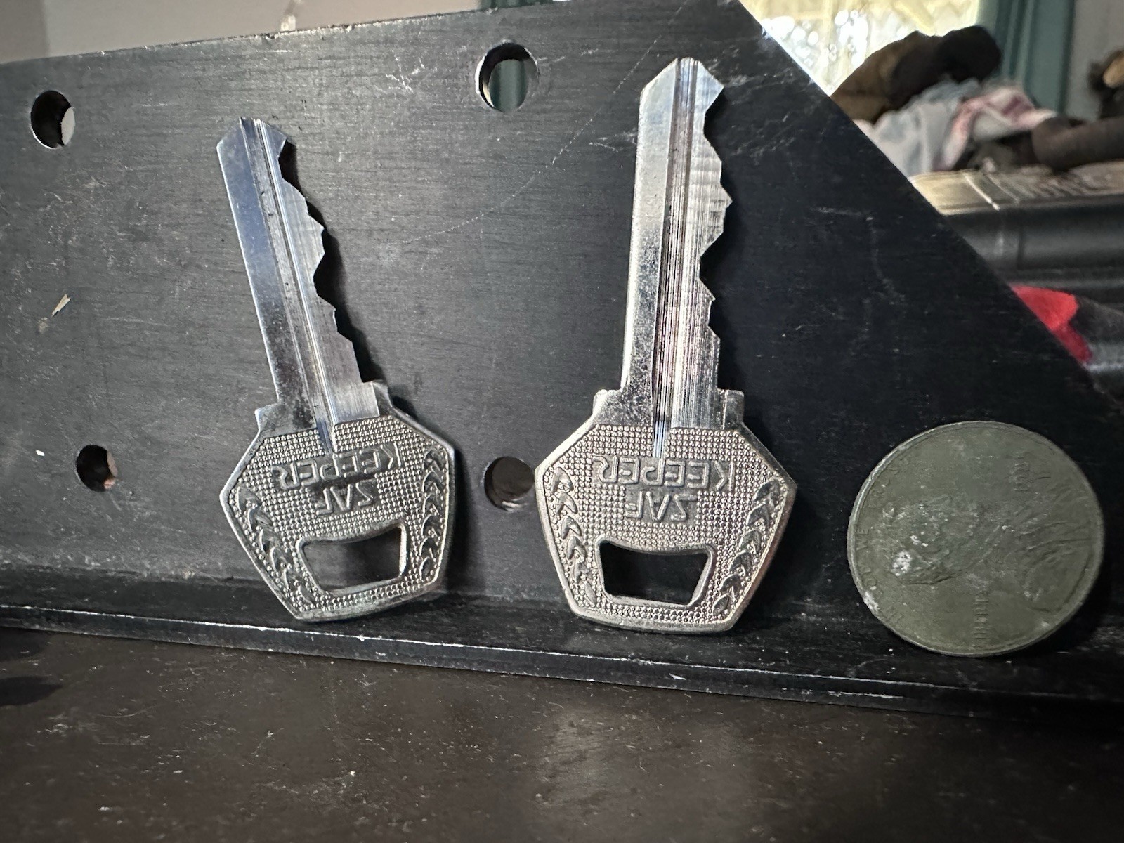 Saf Keeper Keys (2)