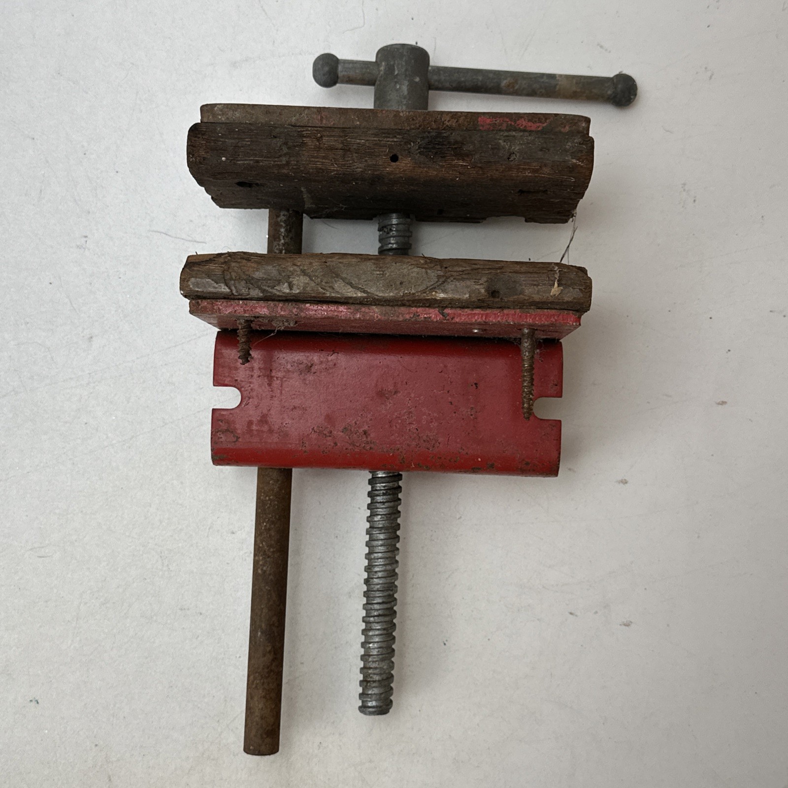 Columbian Woodcraft No 6CM2 Wood Working 6″ Vise Vintage