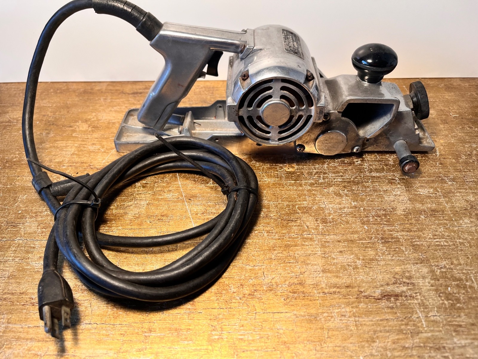 Vtg.Tool POWR KRAFT Industrial Duty 3 1/6” Polished Aluminum Model PC8937A 7amp