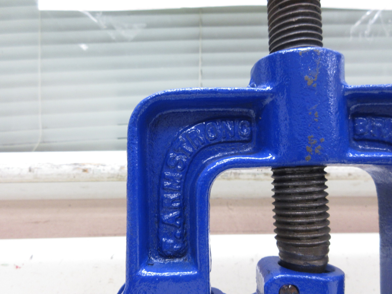 Armstrong No. 1 Bench Mount Pipe Vise / Clamp Used Free Shipping