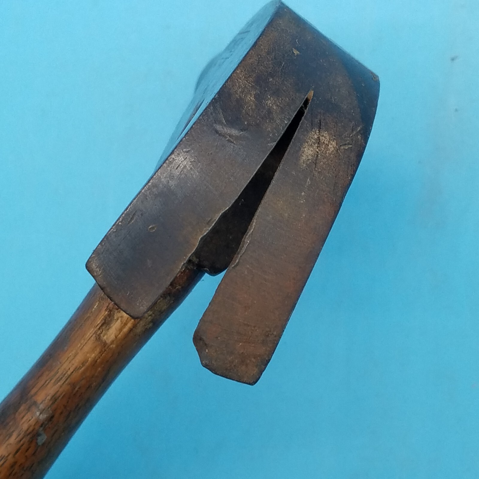 Vintage STANLEY USA Claw Hammer ~ Overall weight 2 lb 1 oz