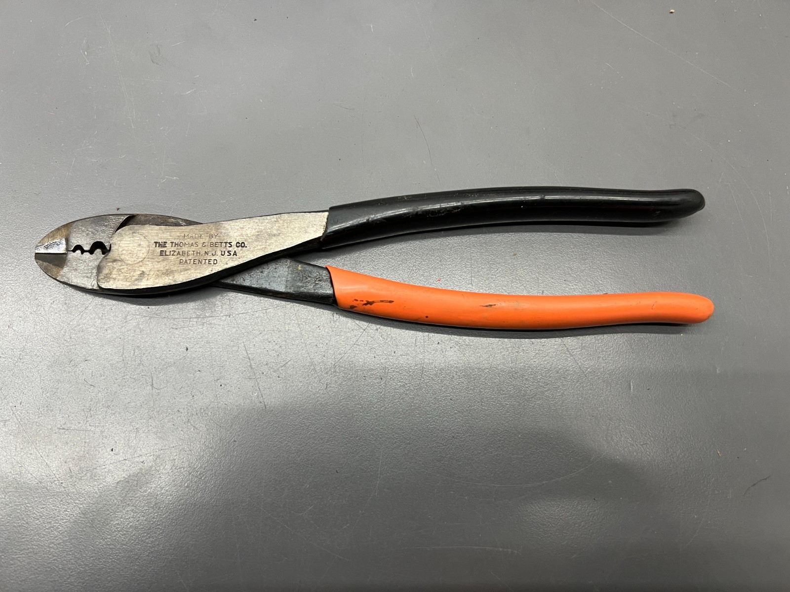 (m) THOMAS & BETTS STA-KON LUG WT-111-M 10″ CRIMPING PLIERS CRIMPERS – VGC – USA