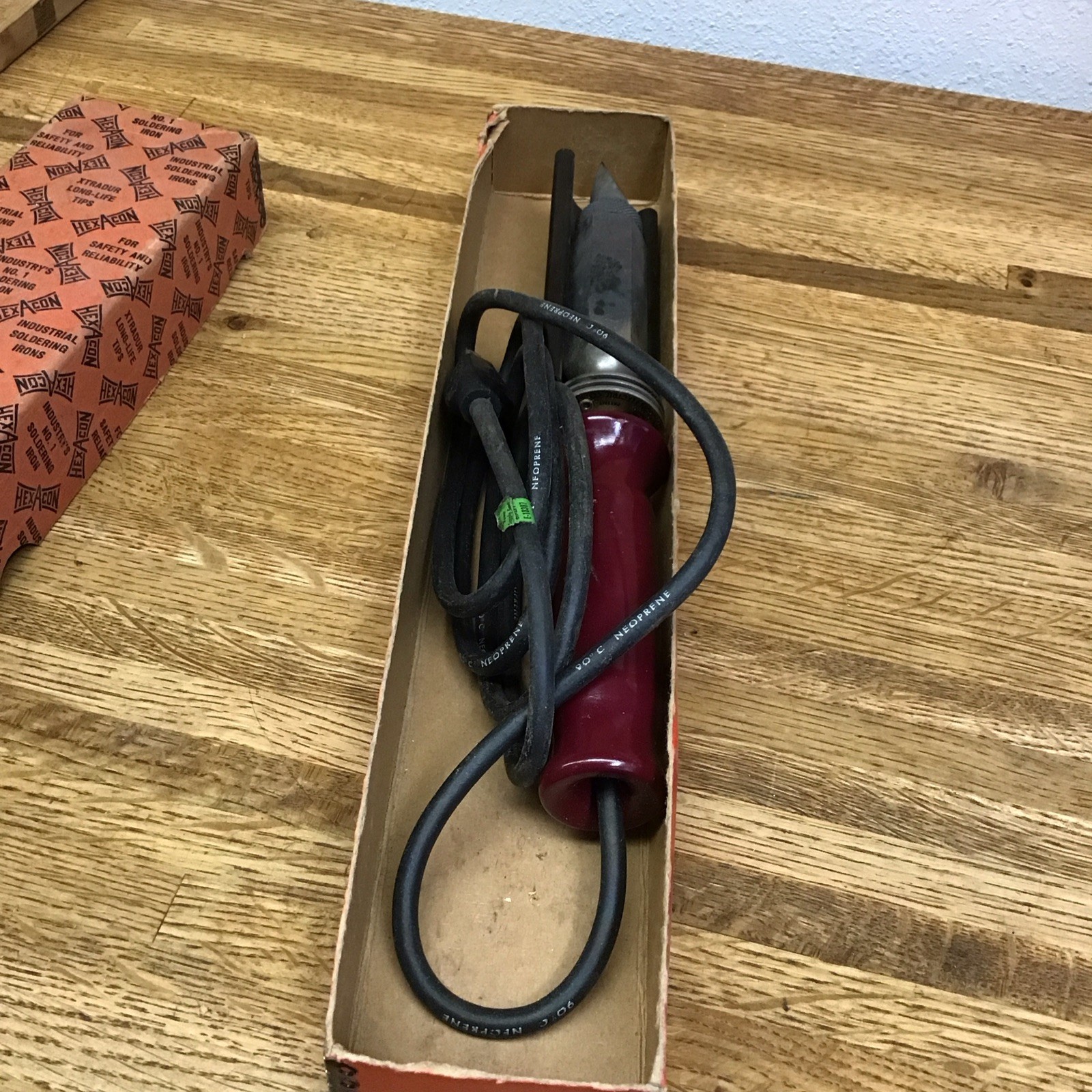 VINTAGE HEXACON P200 200W HEAVY DUTY SOLDERING IRON – Used Only Once Excellent
