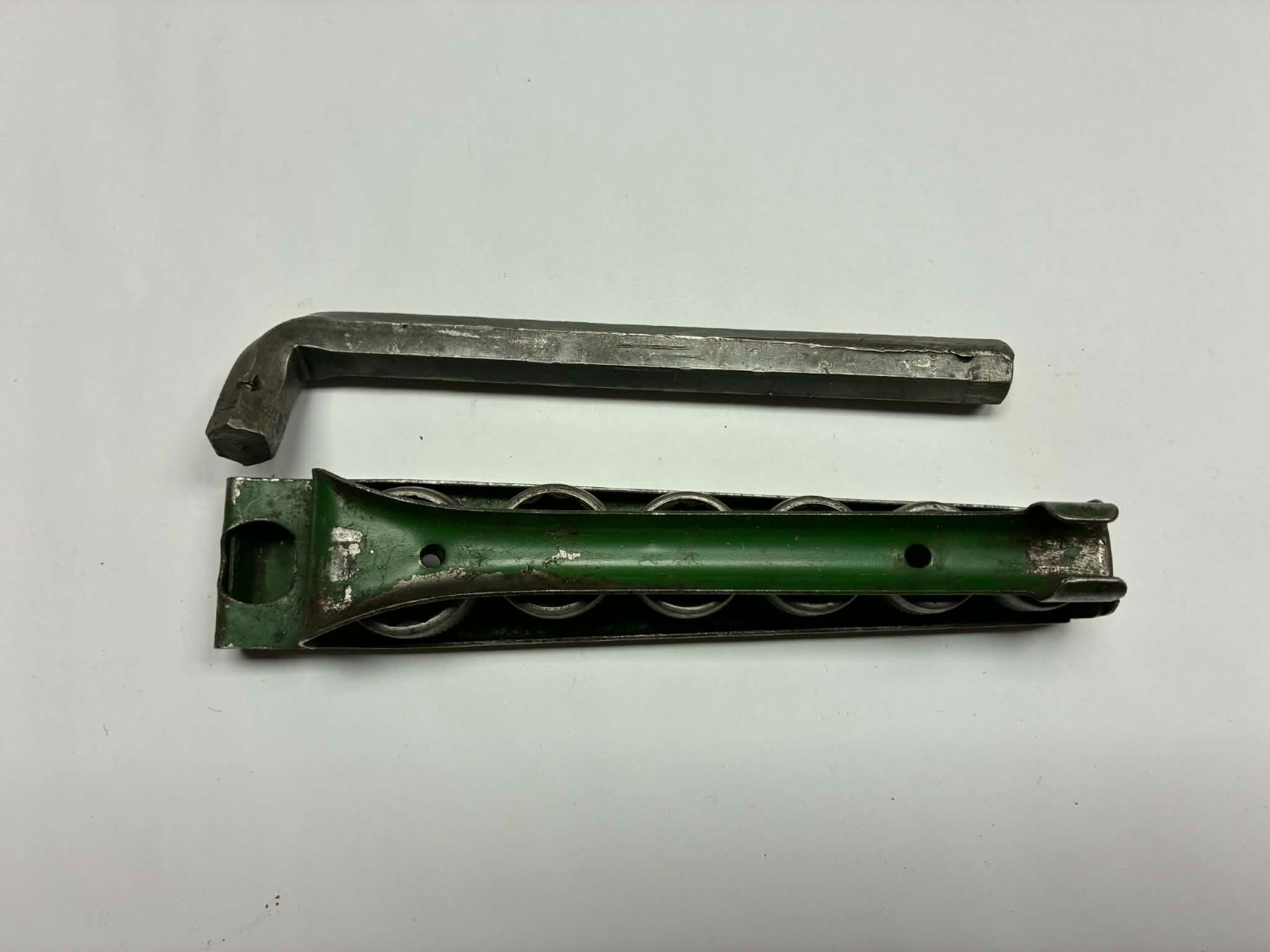 Vintage Indestro Mfg Corp Pocket Socket Set