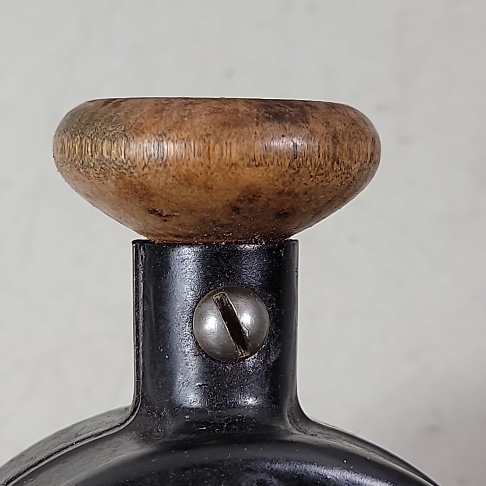 Vintage Zim Manufacturing Valve Grinder Hand Crank Lapping Tool