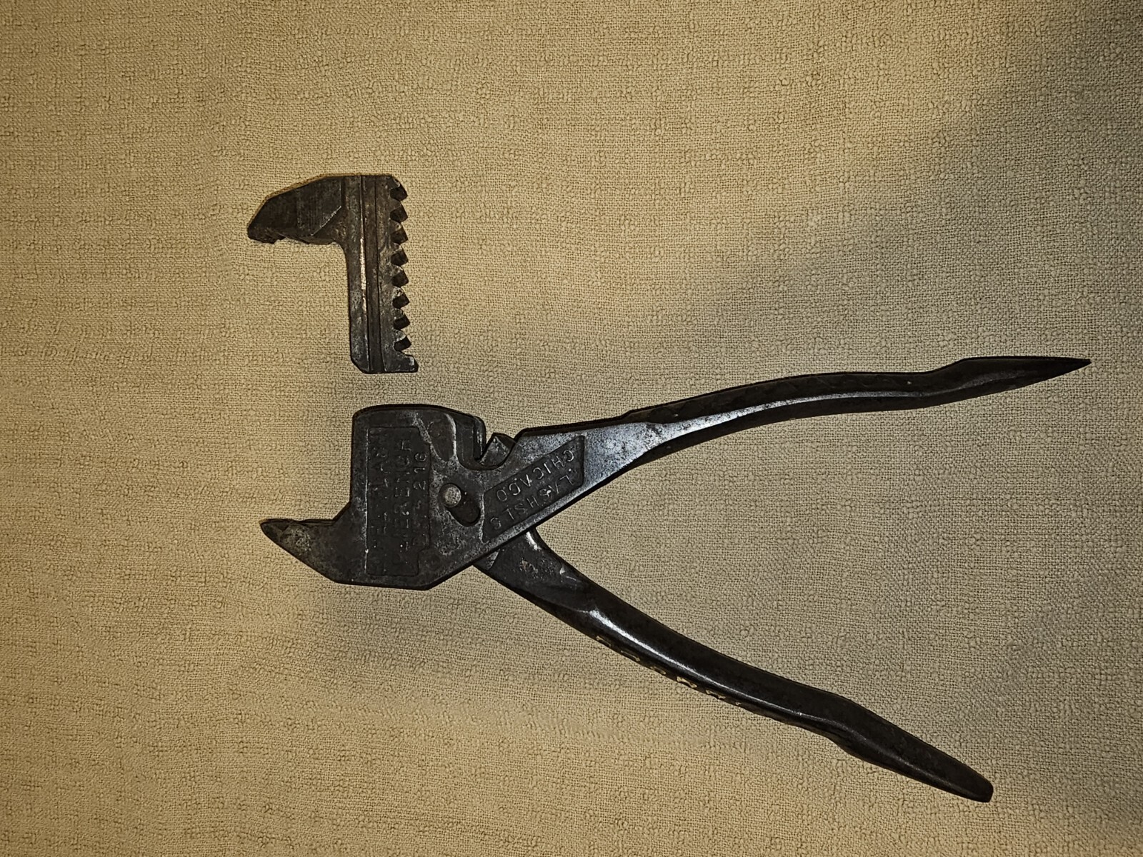 Vintage EIFFEL-FLASH PLIERENCH ORIGINAL Flashsls Chicago CIRCA 1916 USA