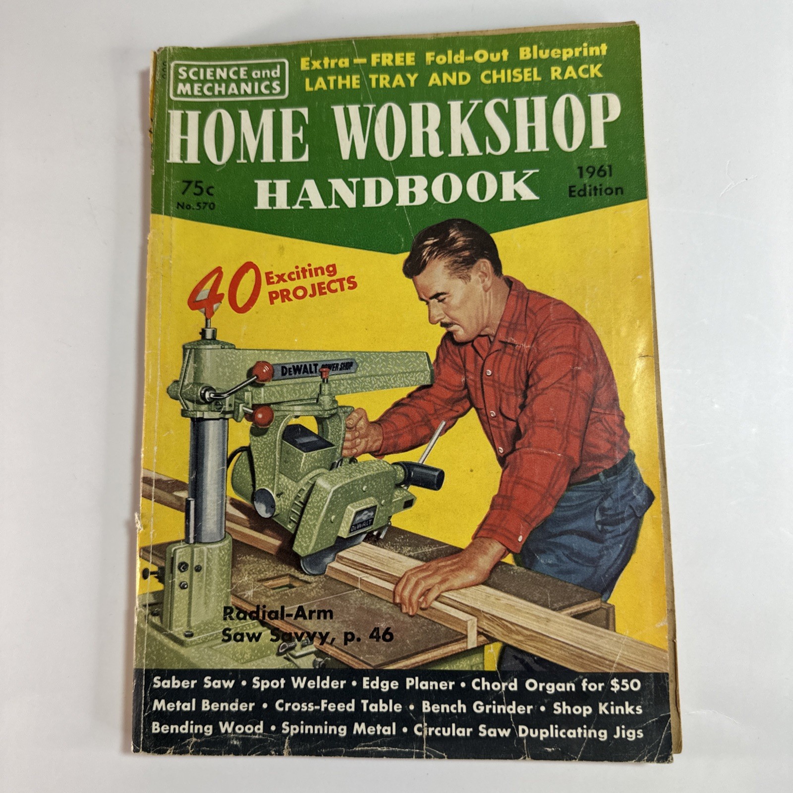 Lot of 2 Science and Mechanics Home Workshop Handbooks – 1959 #558 & 1960 #570