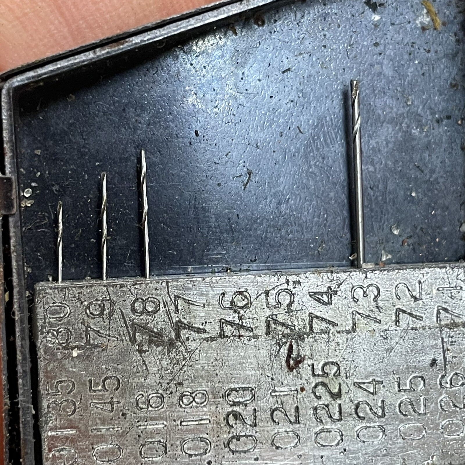 VINTAGE Drill Index Metal Case Wire Gauge Bit Set Machinist Jeweler