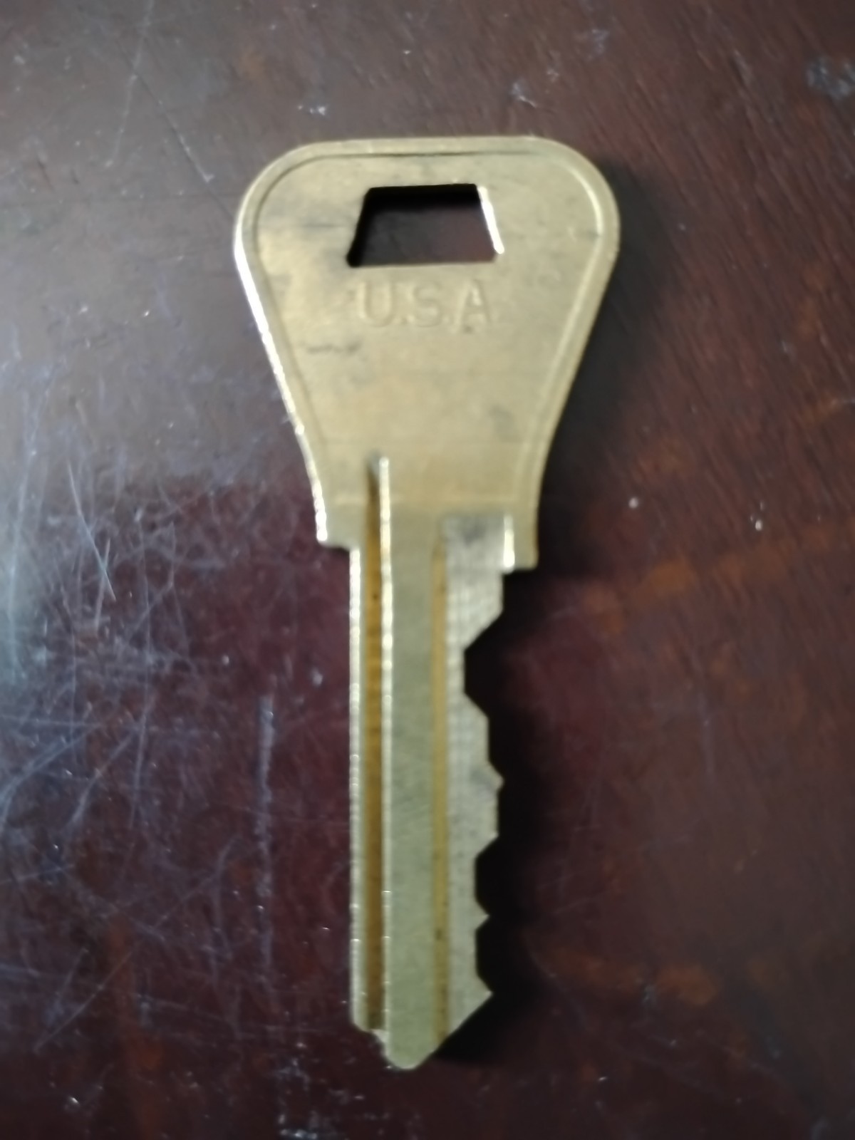 Curtis WR4 Brown Key