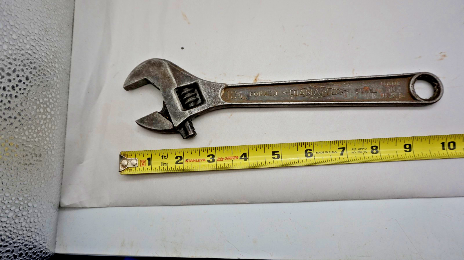 Vintage Diamond Tool & Horseshoe Co. 10″ Adjustable Wrench DIAMALLOY 5/8″ box