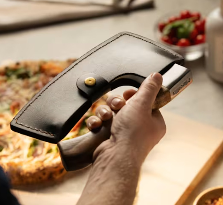 Marcellin Pizza Axe – A serious slice cutter