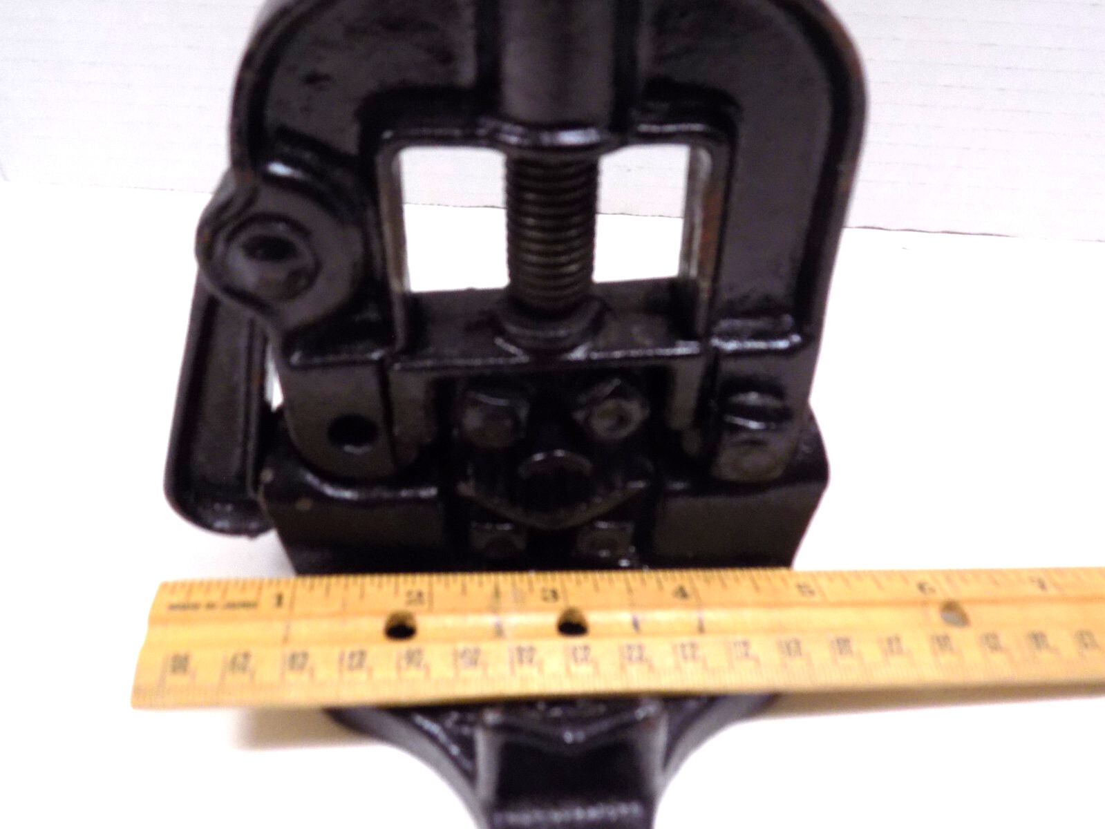 Antique 1917 PIPE YOKE VISE CLAMP Ridge Tool Co. Elyria Ohio Rare Old Tool USA