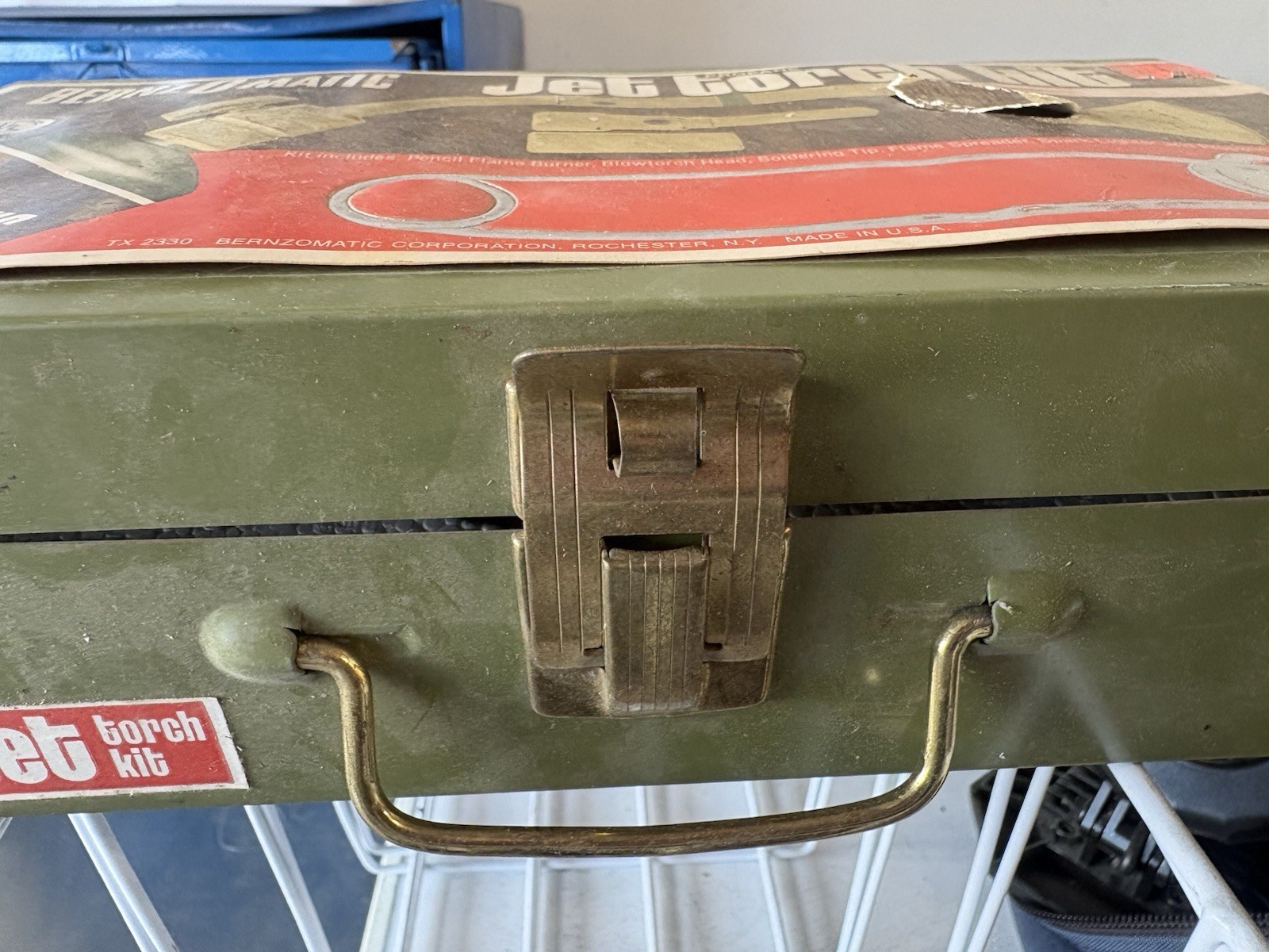 Vintage Bernz-o-matic Propane Torch and Attachments Kit in Metal Case. Open Box