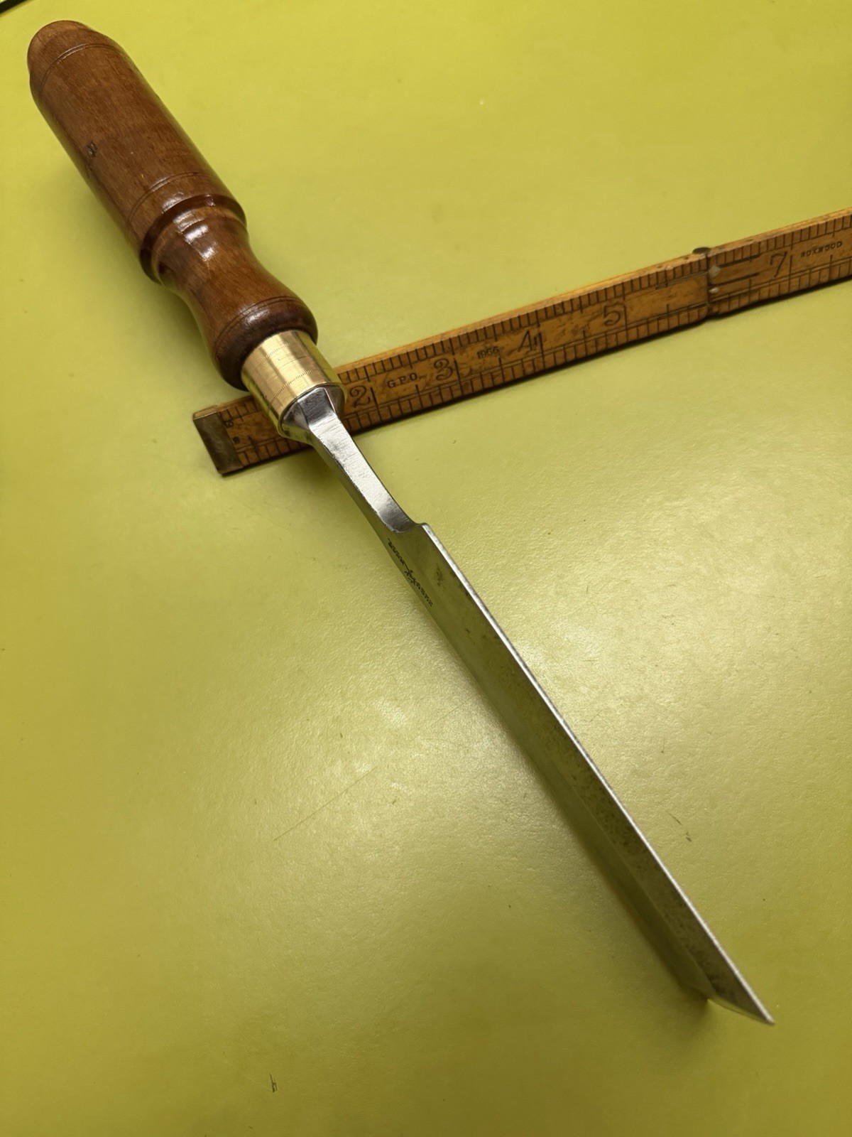 Xtra-Fine EARLY vtg Buck Bros 1.5” Bevel Edge THIN BLADE Dovetail /Paring Chisel