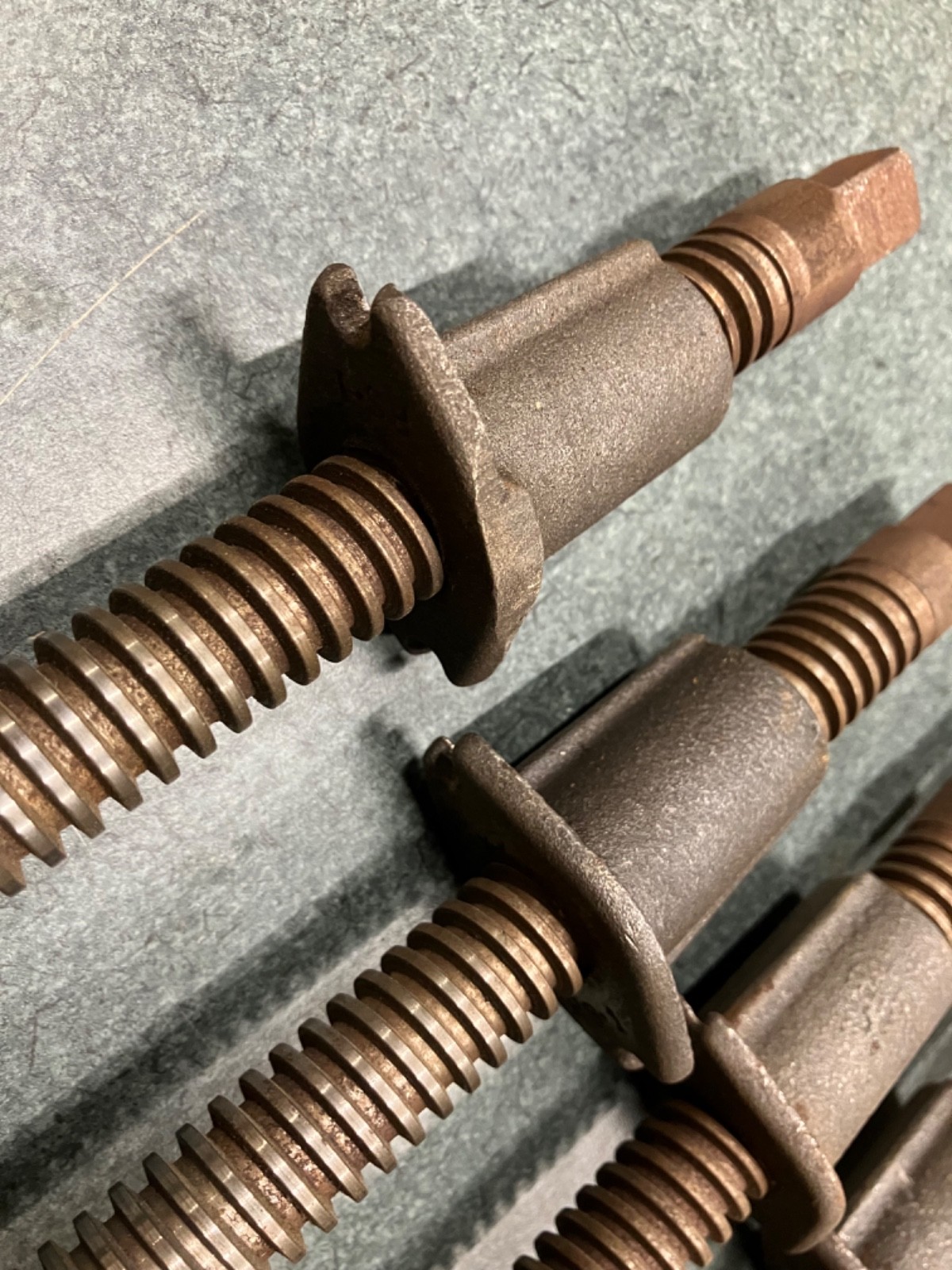 Wetzler Clamp 12″ Veneer Screws Set of 6 – 36 Total Available