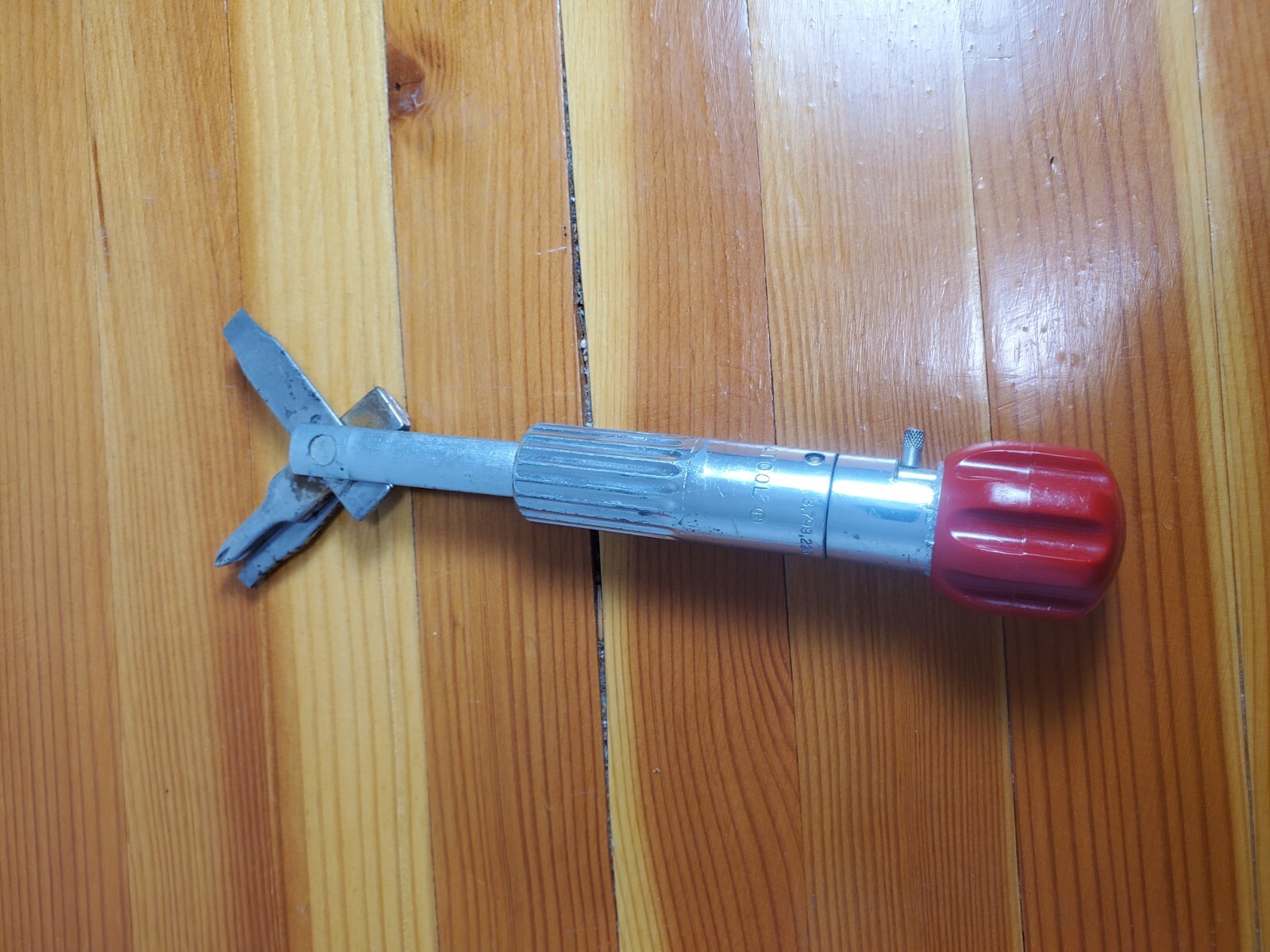 Rachet Versatool Muti-screwdriver Gift Marketing Long Painting Company