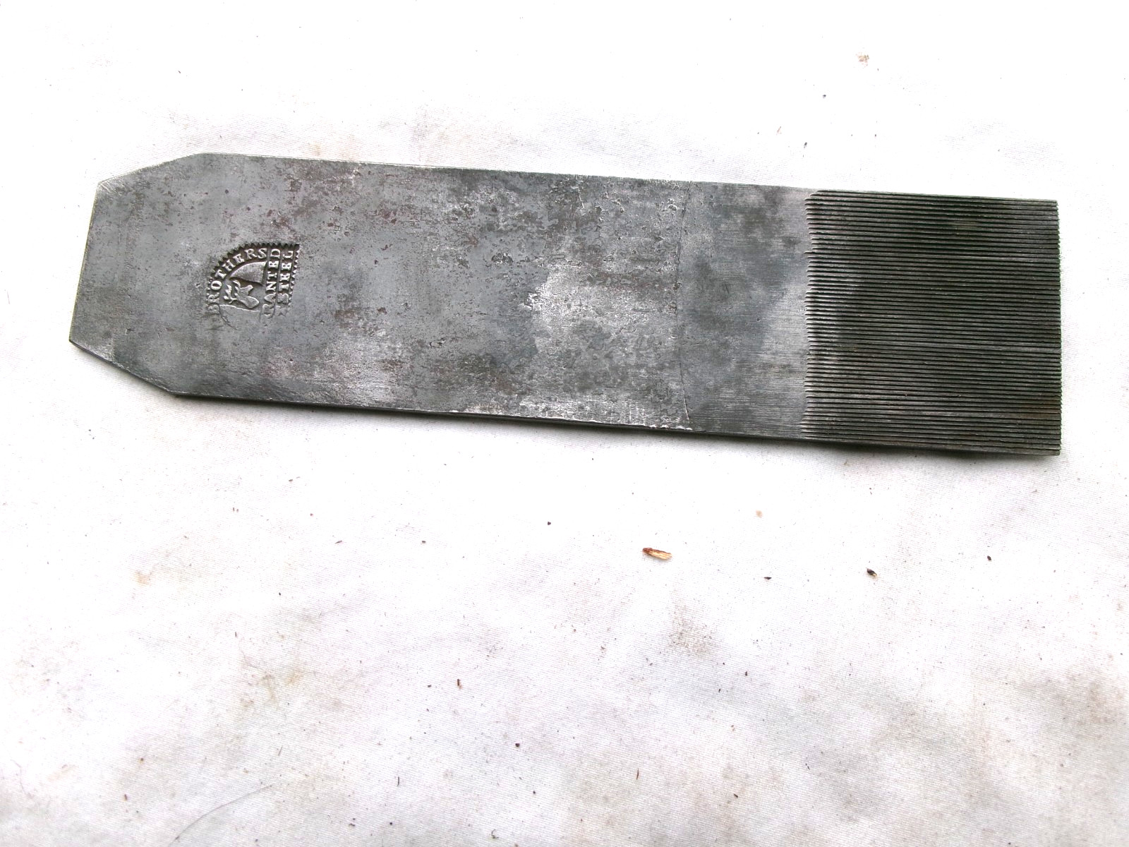 EARLY BUCK BROTHERS TOOTHING IRON – 2″ WIDE