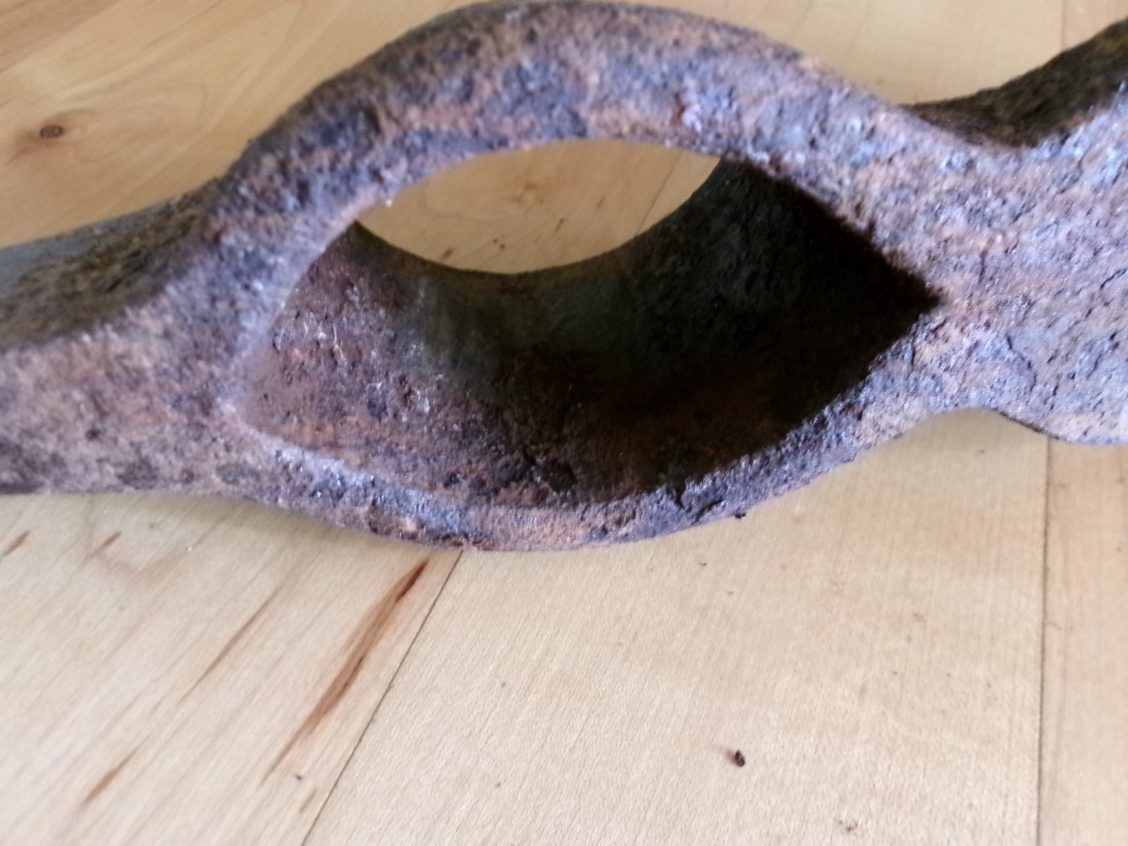 VINTAGE 17″ PICKAXE