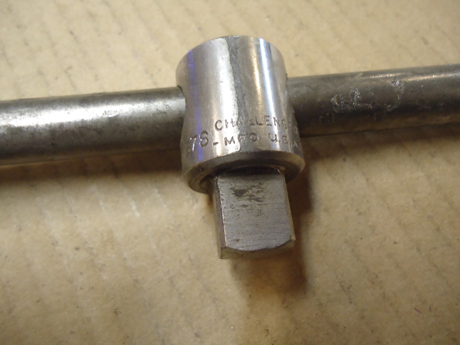 Vintage CHALLENGER 1/2″ Drive Sliding T-Handle 1678 Breaker Bar Made in USA
