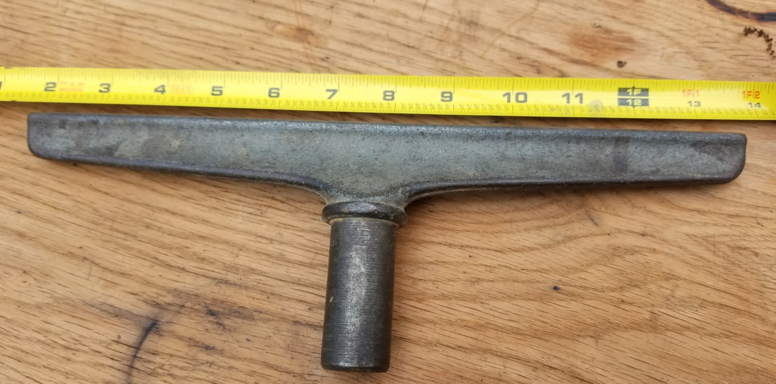 VINTAGE DELTA ROCKWELL 12″ WIDE WOOD LATHE TOOL REST – 1″ DIAMETER POST